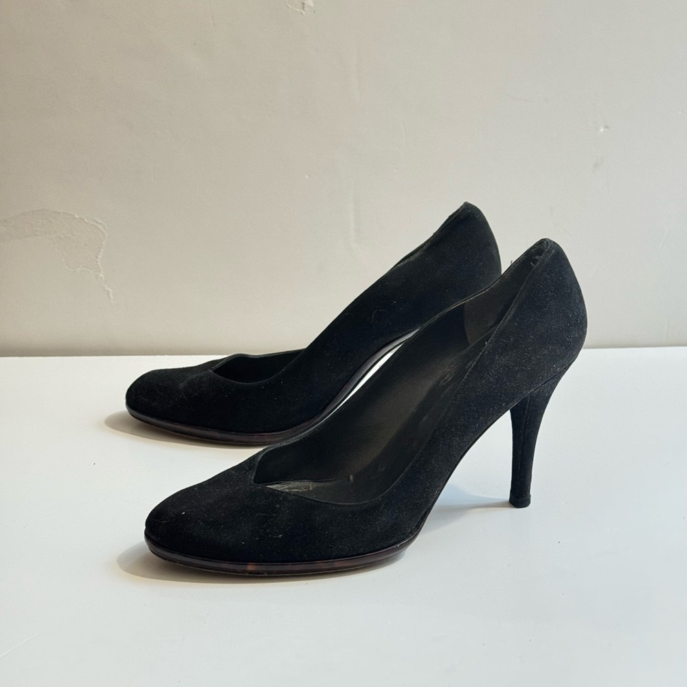 Authentic Stuart Weitzman Black Suede Almond Toe Women's Heels size 9.5 US